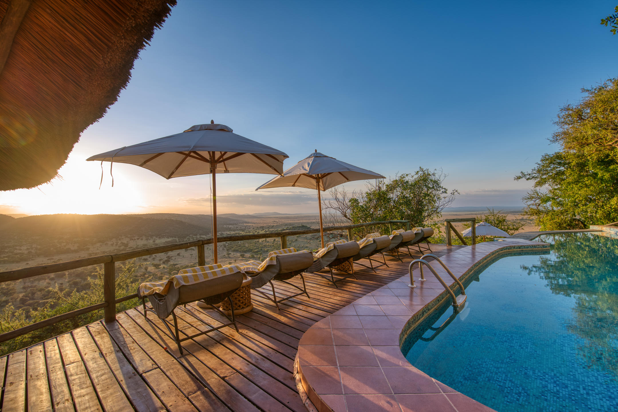 Mbali Mbali Soroi Serengeti thumbnail 16